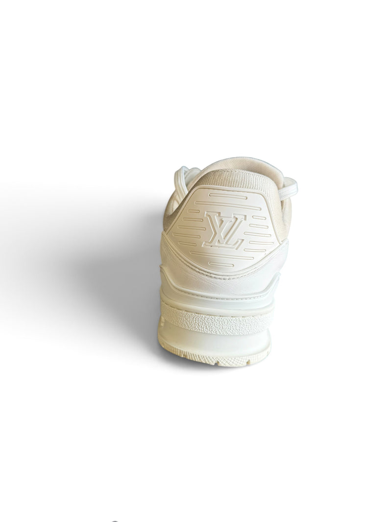 LOUIS VUITTON TRAINER - LV 8