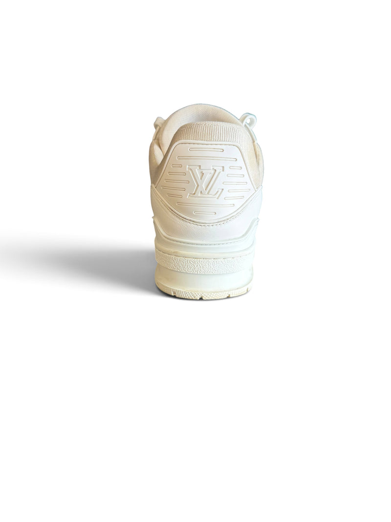 LOUIS VUITTON TRAINER - LV 8