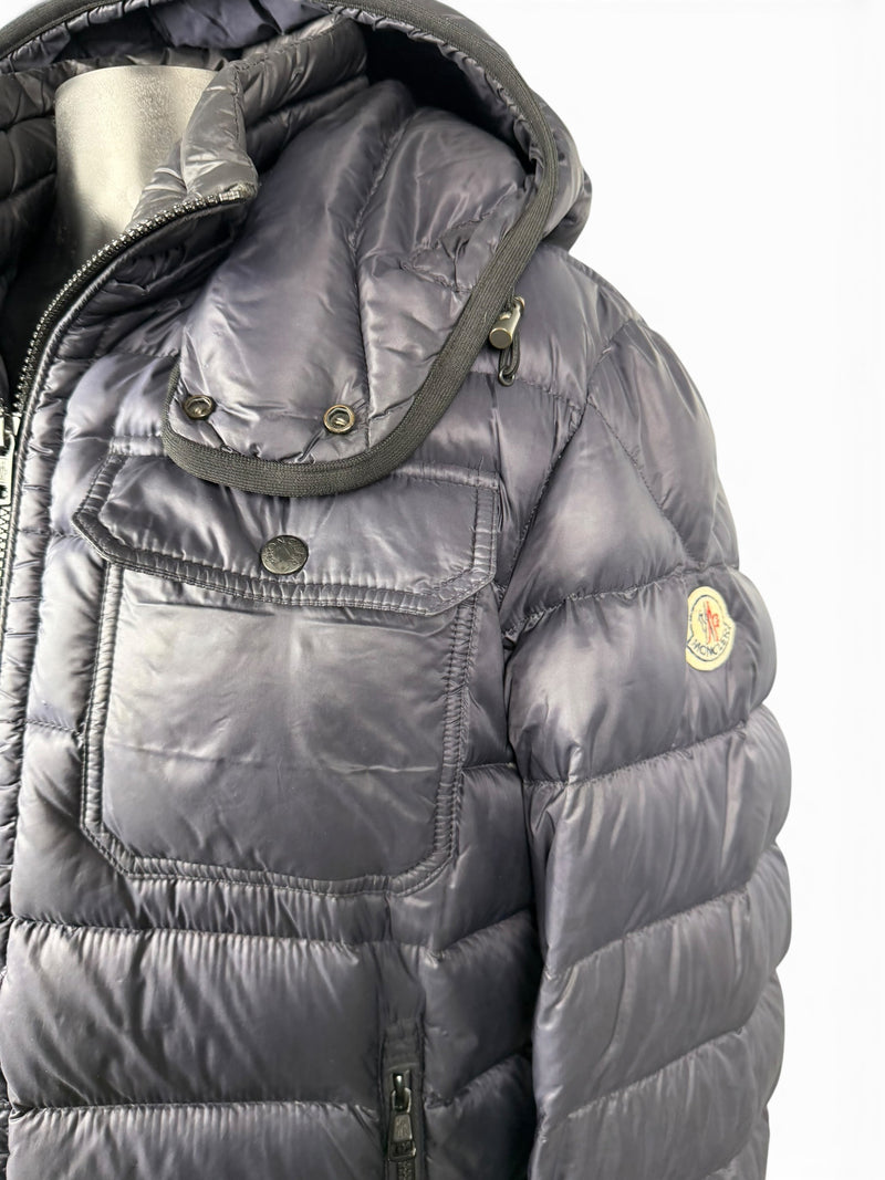 MONCLER MENS JACKET | MEDIUM (3)