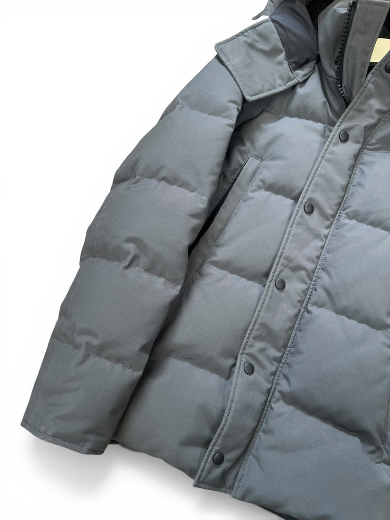 CANADA GOOSE WYNDHAM PARKA - XS ( FIT SMALL ) PRELOVED