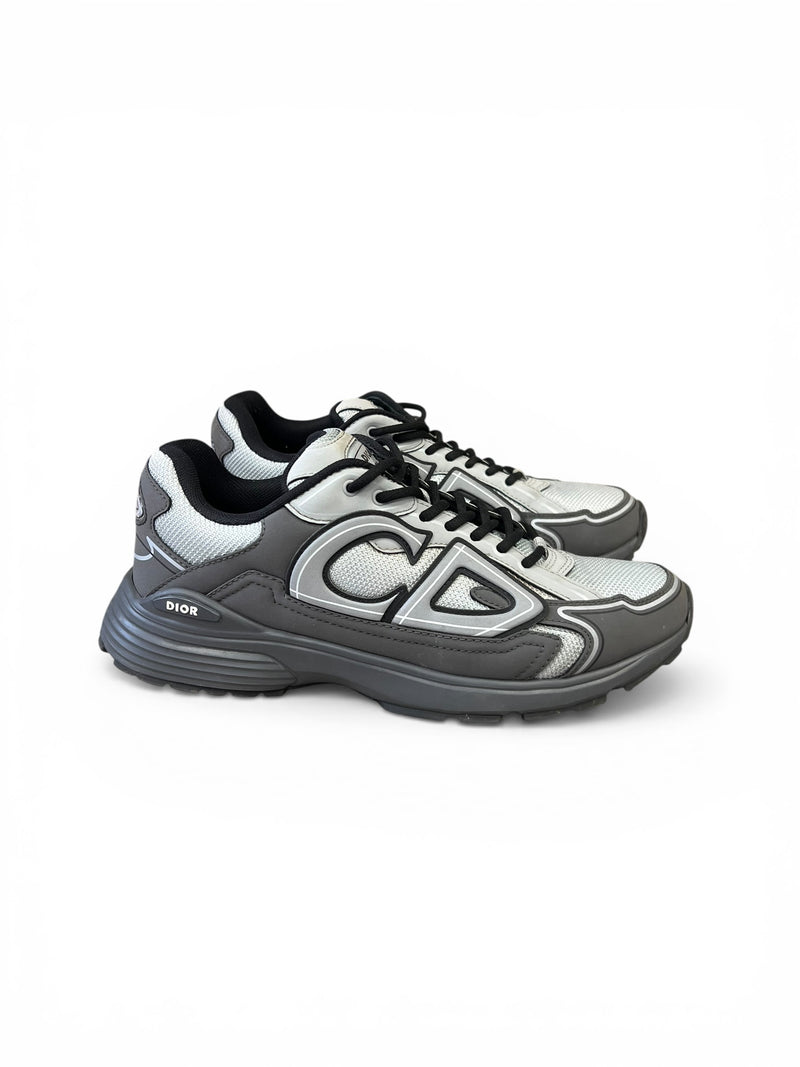 DIOR B30 TRAINER - UK 8 ( PRELOVED )