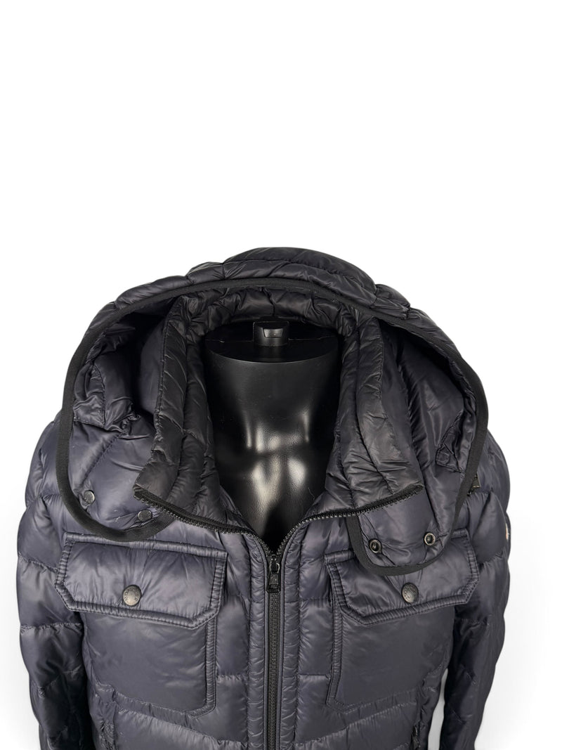 MONCLER MENS JACKET | MEDIUM (3)